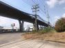 ขายที่ดิน 329วา บางบ่อ ในหมู่บ้าน รอยัล เพลส ติดถนนใหญ่ แปลงสวย ราคาถูกสุด