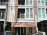 ให้เช่าทาวน์โฮม 3 ชั้น บ้านกลางเมือง เอสเซ้นส์ พระราม 9-ลาดพร้าว 84 ซประดิษฐ์มนู